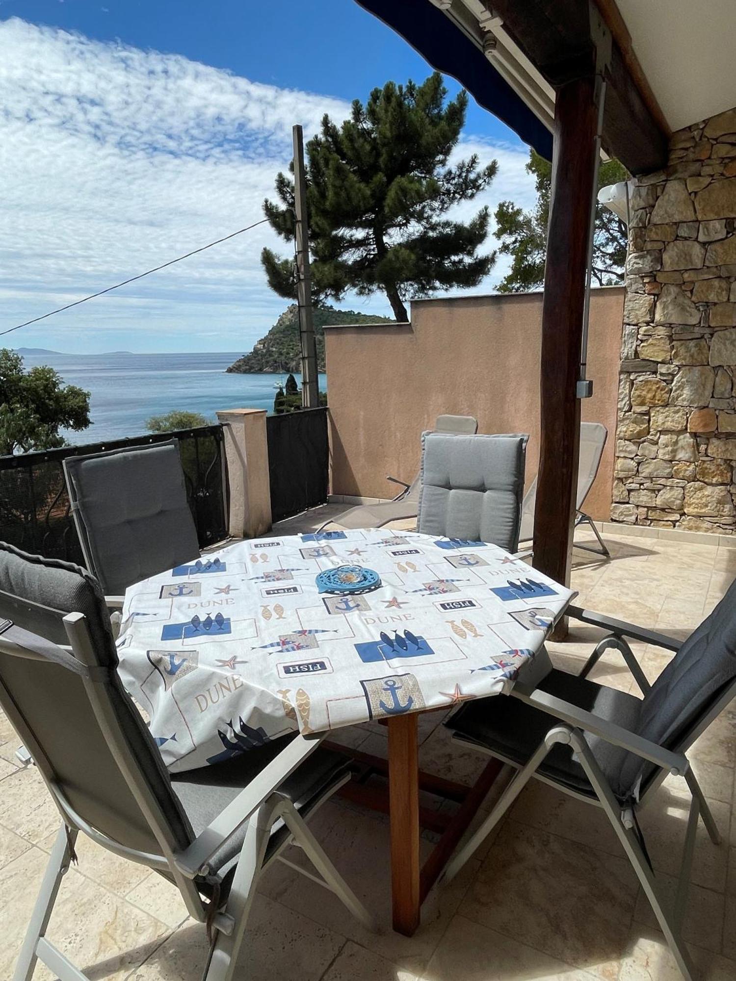 Residence Le Golfe Bleu Le Le Rayol-Canadel-sur-Mer Eksteriør billede