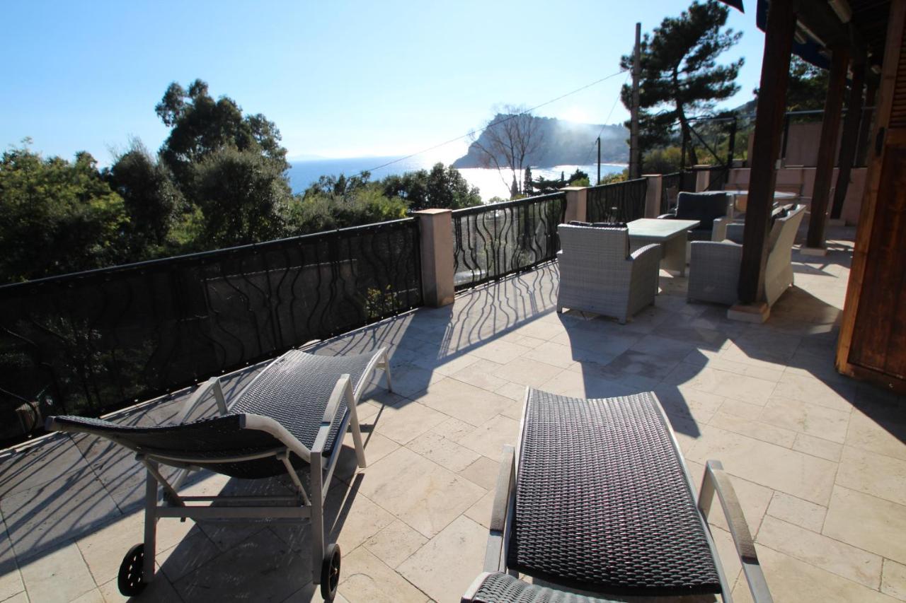 Residence Le Golfe Bleu Le Le Rayol-Canadel-sur-Mer Eksteriør billede
